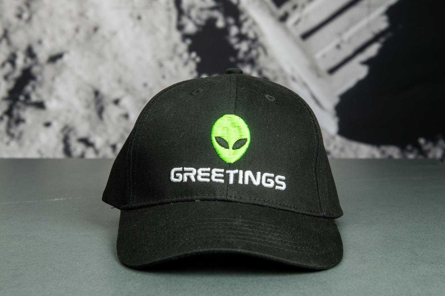 Alien "Greetings" Hat